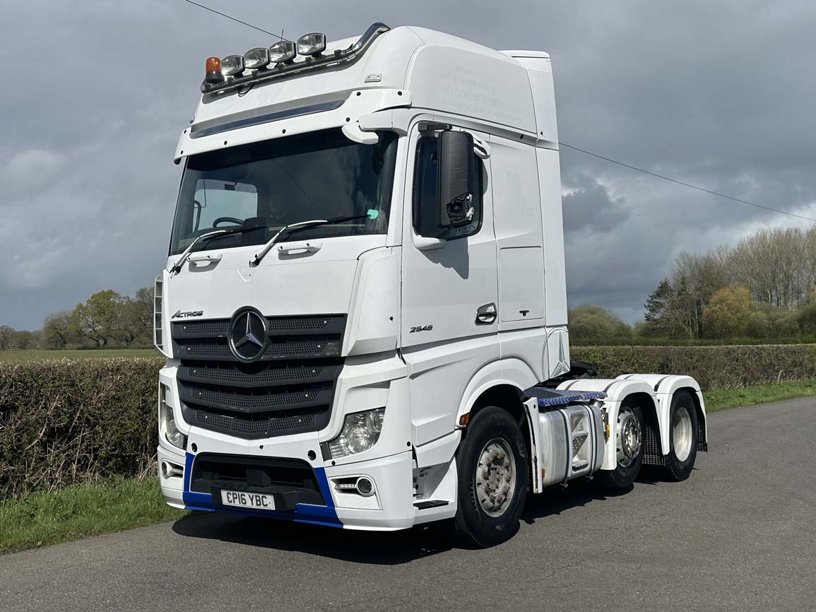 Mercedes Benz Actros 2548 6 X 2 Tractor Unit - CP16YBC