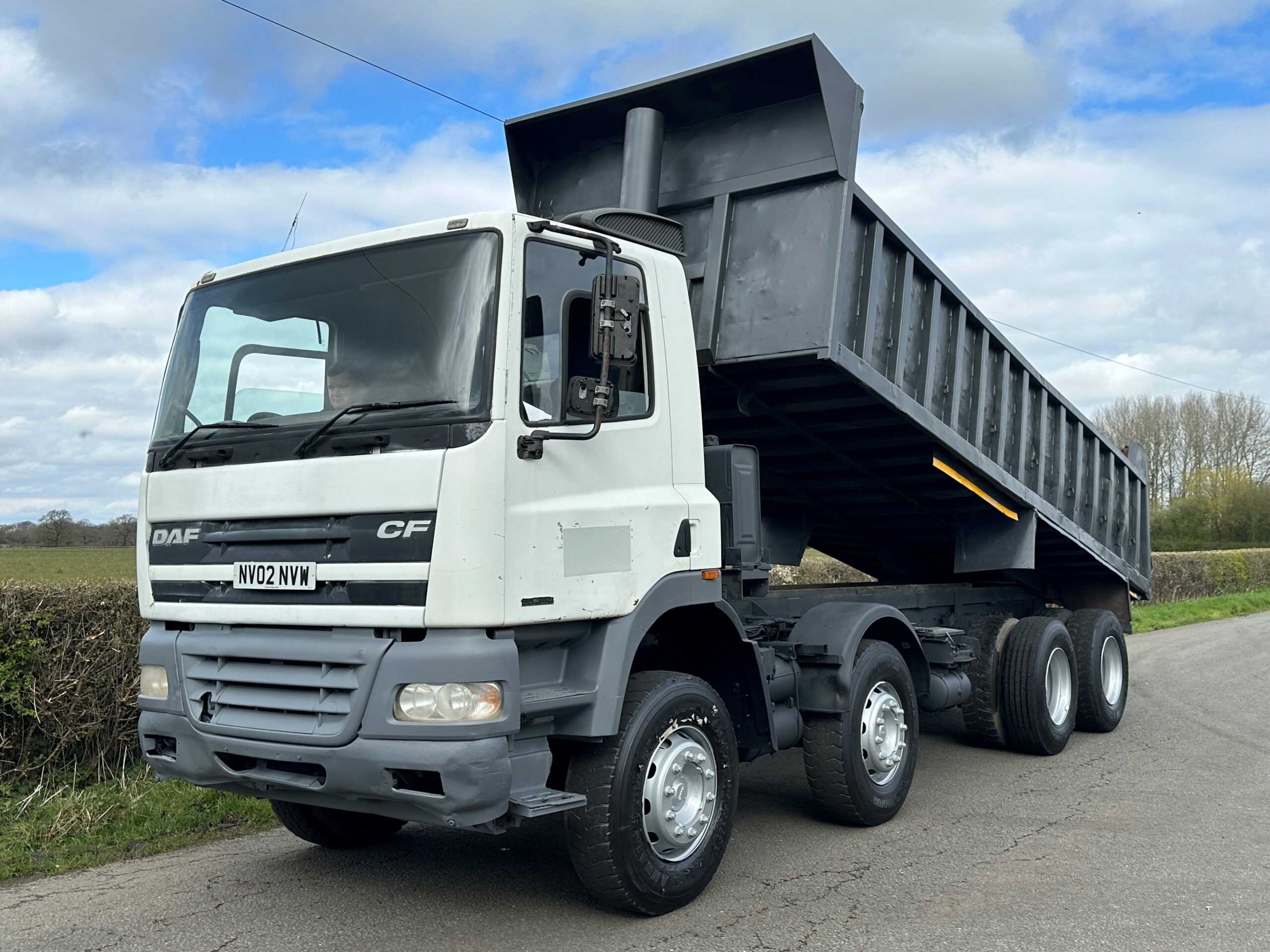 DAF CF85 340 8 X 4 Steel Body Tipper - NV02NVW