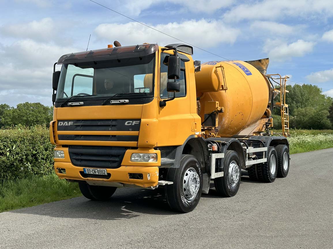 DAF CF 75 360 8 X 4 Concrete Mixer - 07CN6552