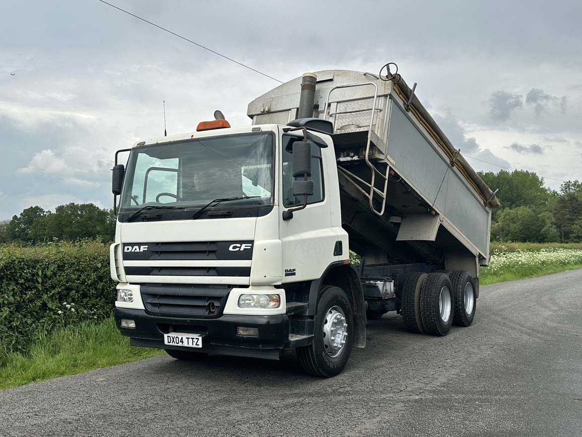 DAF CF 75 360 6 X 4 Alloy Body Tipper - DX04TTZ