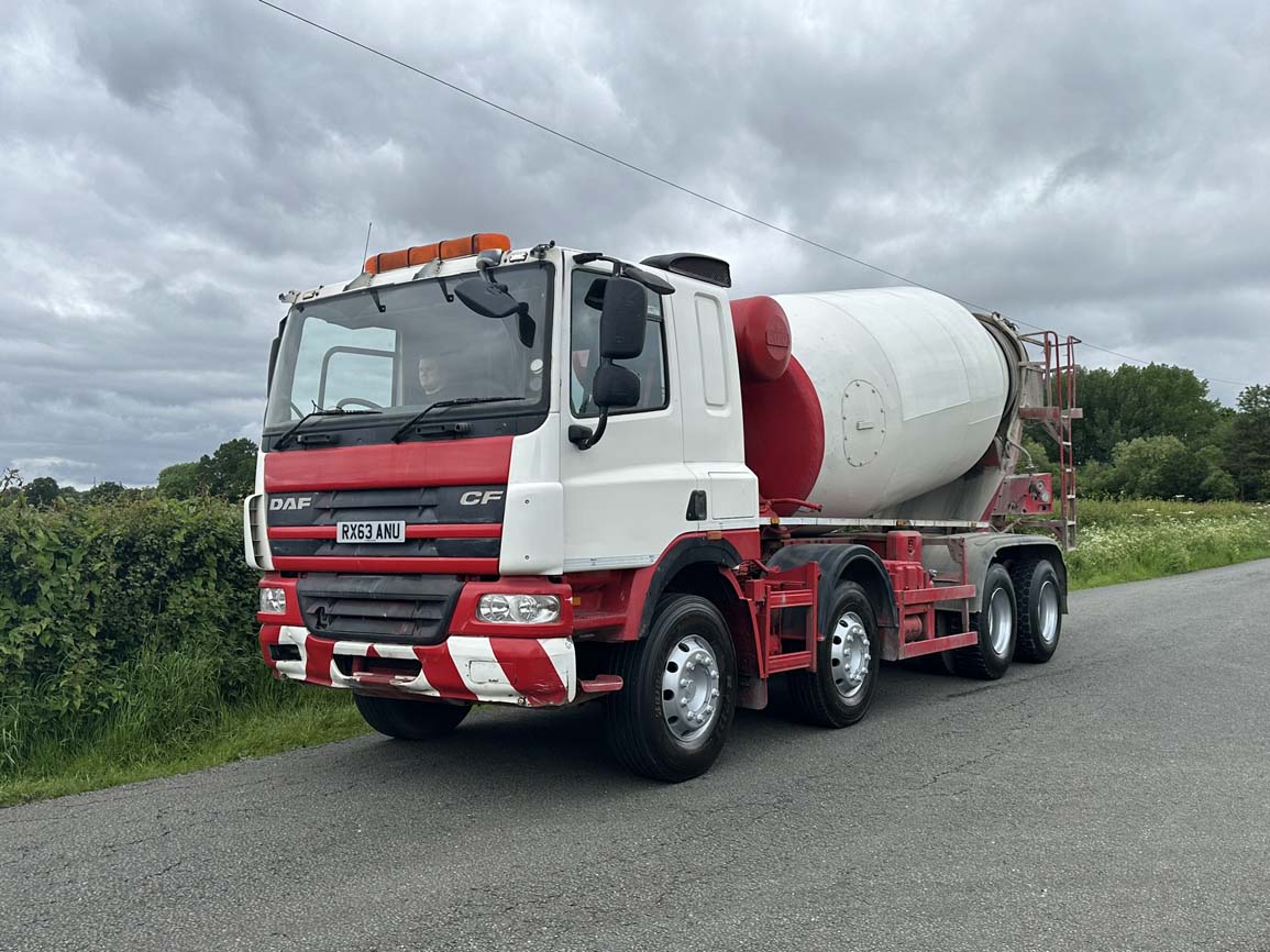 DAF CF 75 360 8 X 4 Concrete Mixer - RX63ANU