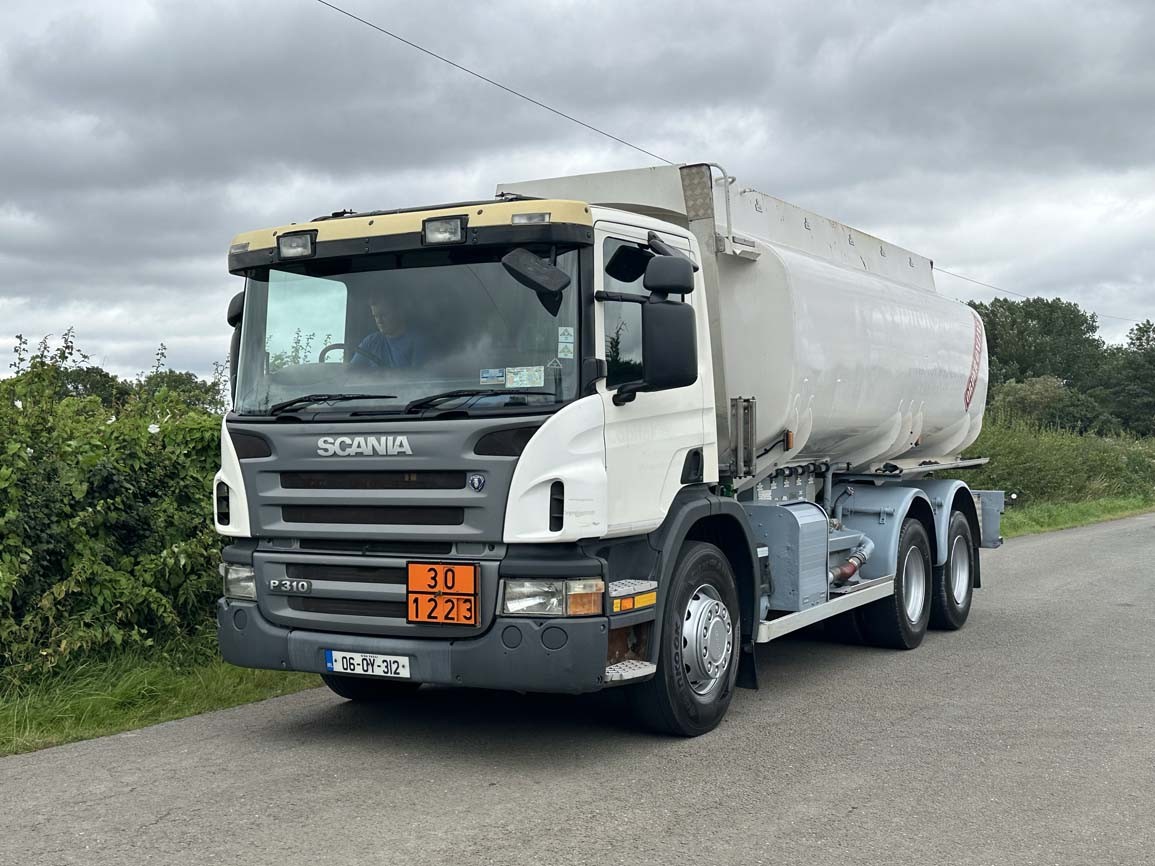 Scania P310 6 X 2 Fuel Tanker - 06OY312