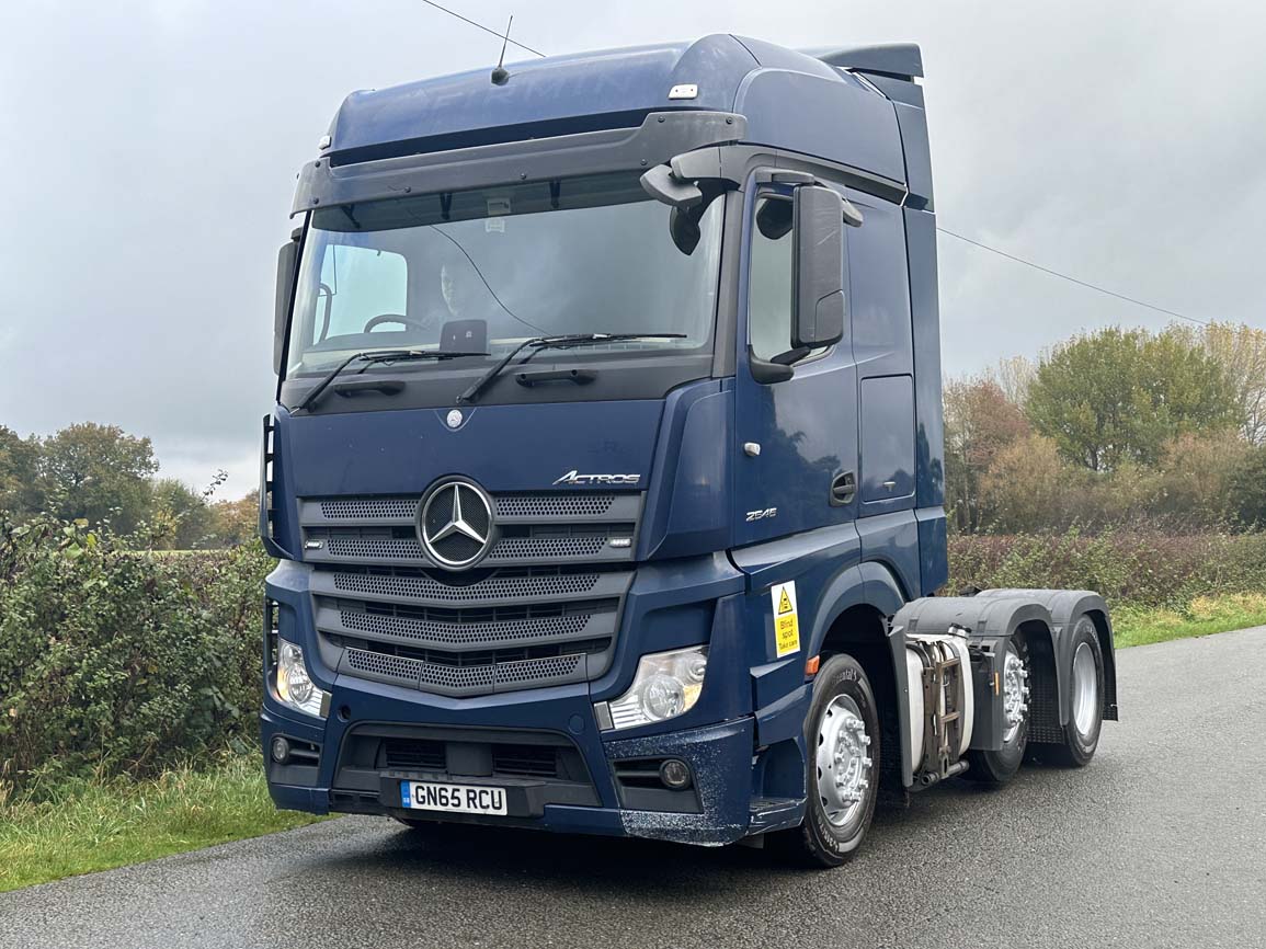 Mercedes Benz Actros 2545 6 X 2 Tractor Unit - GN65RCU