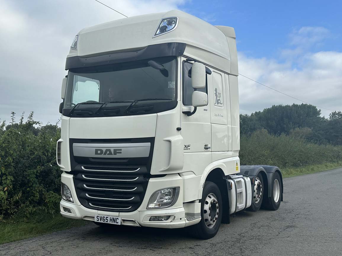 DAF XF 510 6 X 2 Tractor Unit - SV65HNC