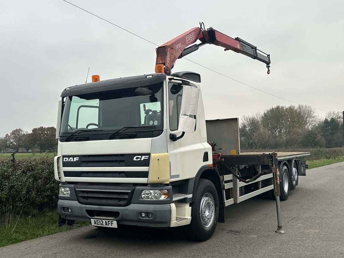 DAF CF75 310 6 X 2 Flatbed With Fassi Crane - AE12AFF