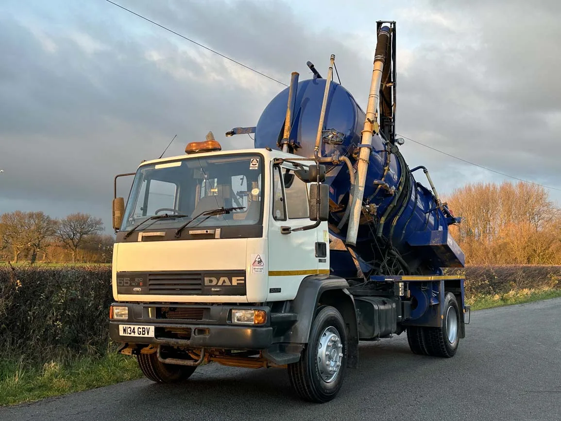 DAF FA 55 210 4 X 2 Tipping Gully Sucker/Jetter - W134GBV