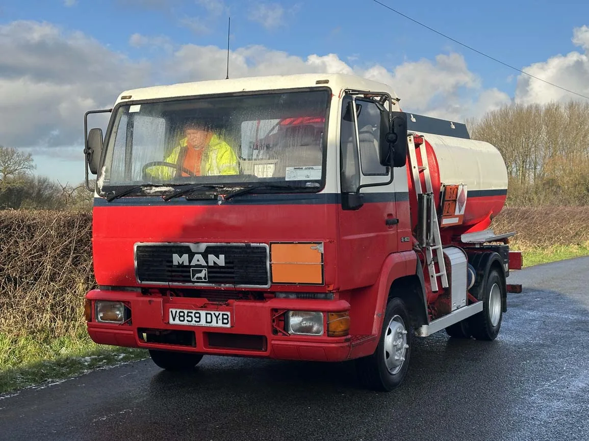 MAN 8 163 4 X 2 Fuel Tanker - V859DYB