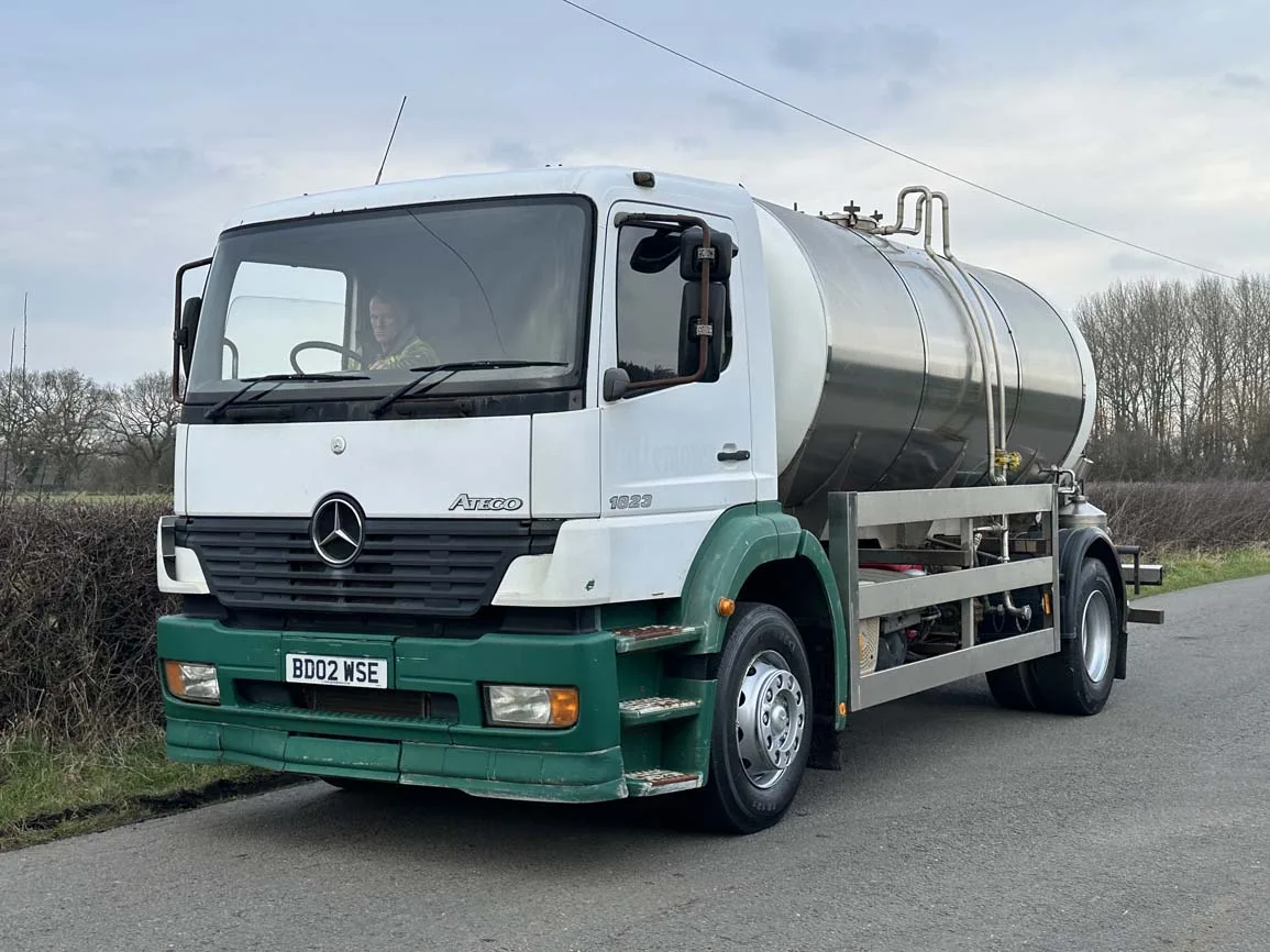 Mercedes Benz Atego 1823 4 X 2 Milk Tanker - BD02WSE