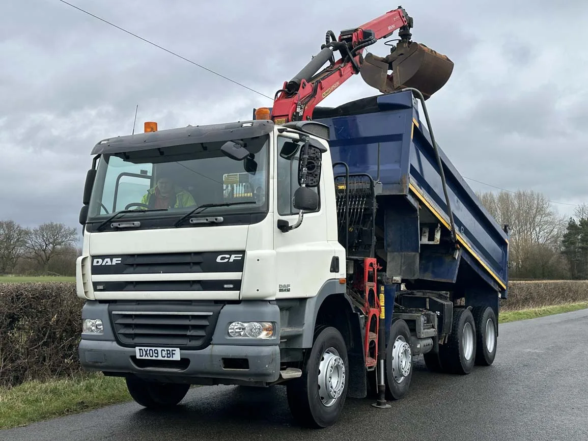 DAF CF85 410 8 X 4 Tipper with Grab - DX09CBF