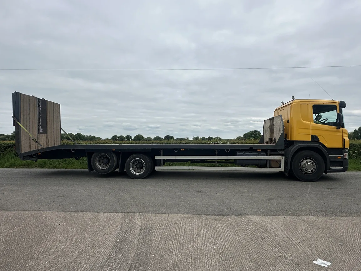 Scania P270 6 X 2 Beavertail - SF06OYZ - Sotrex Limited