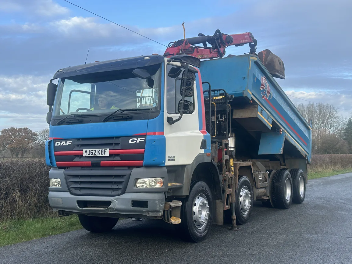 DAF CF85 410 8 X 4 Tipper with Grab - YJ62KBF