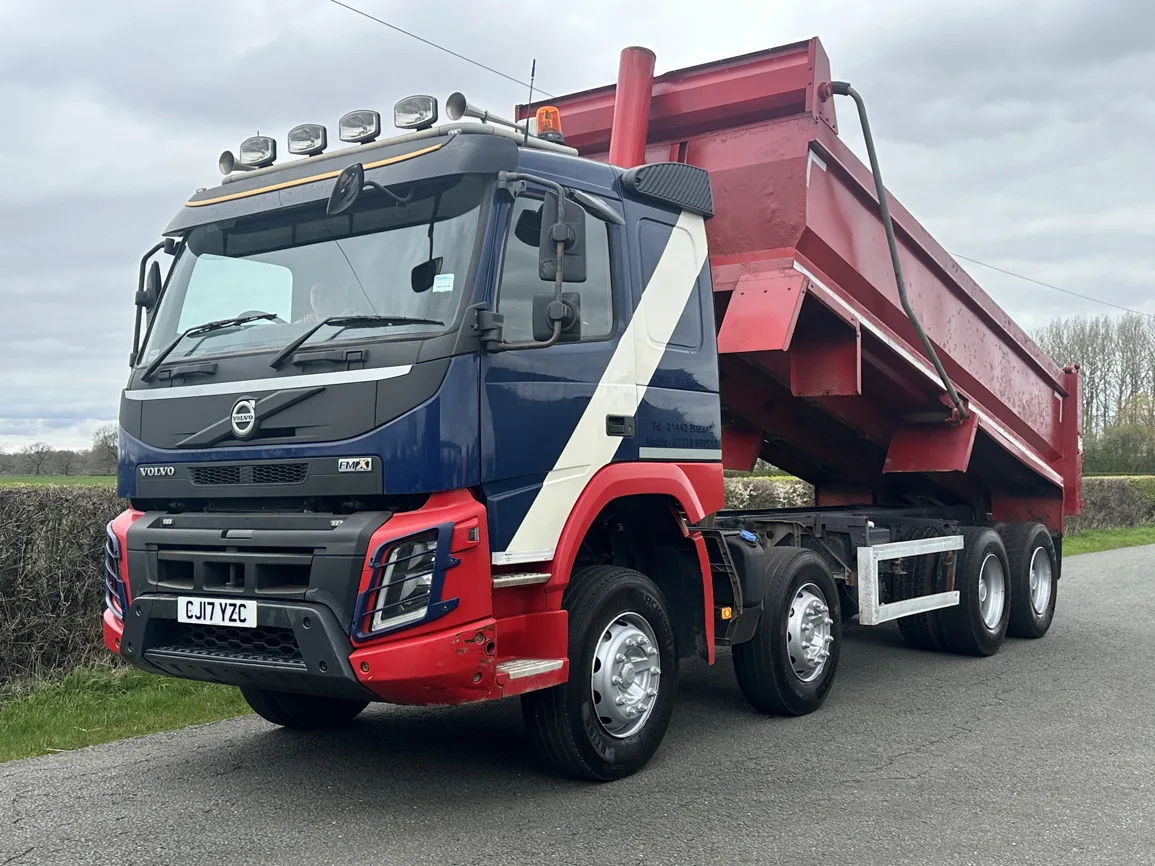 Volvo FMX 420 8 X 4 Steel Body Tipper - One Owner & Sleeper Cabin - CJ17YZC