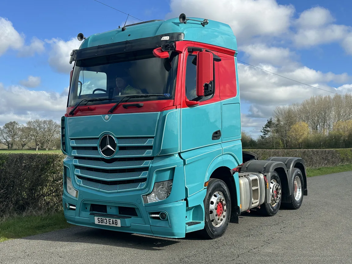 Mercedes Benz Actros 2545 6 X 2 Big Space Tractor Unit - SB13EAO