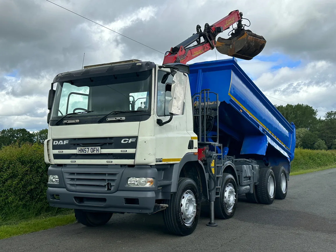 DAF CF 85 360 8 X 4 Steel Body Tipper with Grab - HN57OFH