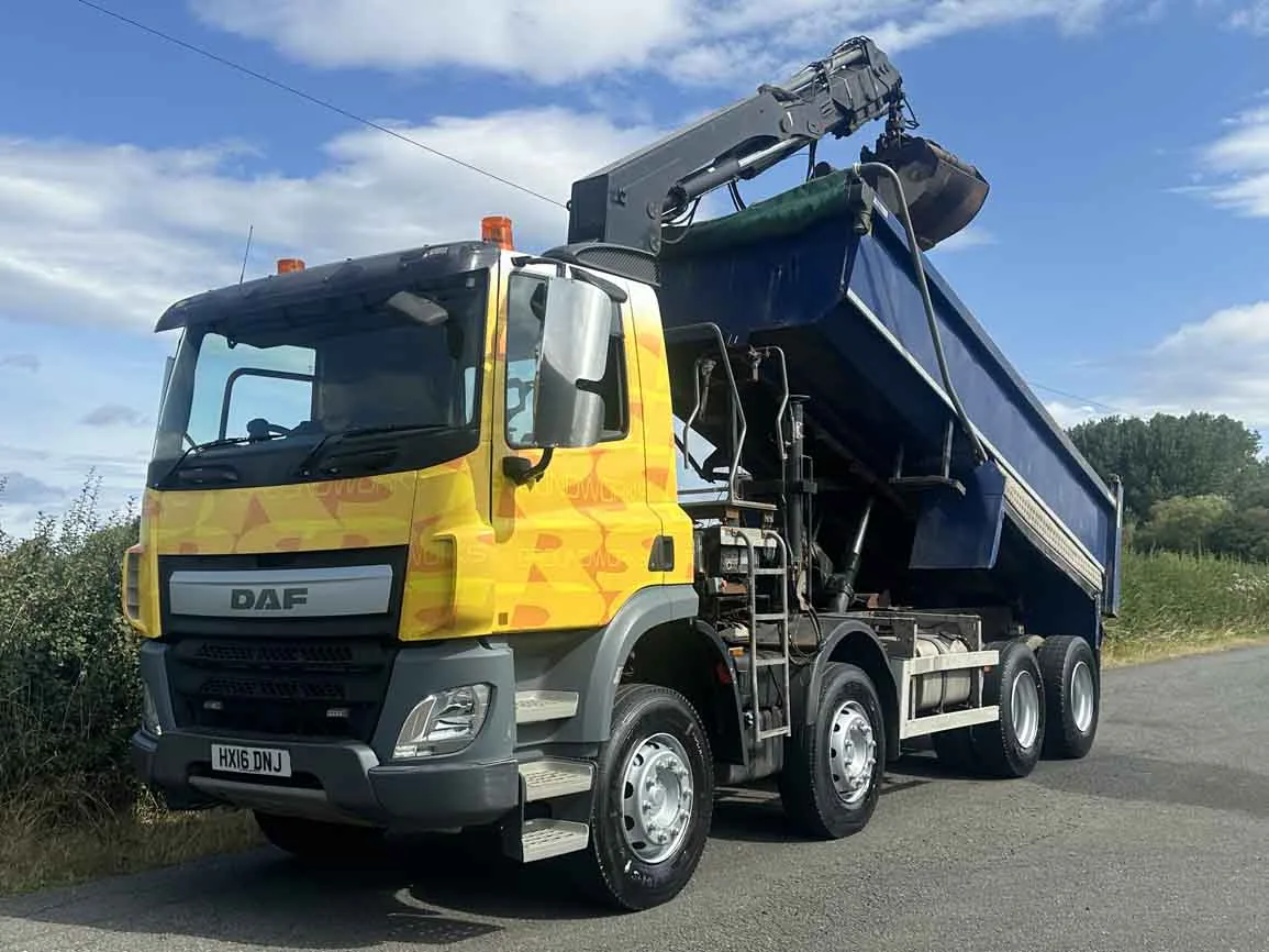 DAF CF400 8 X 4 Tipper with Grab - Euro 6 - HX16DNJ