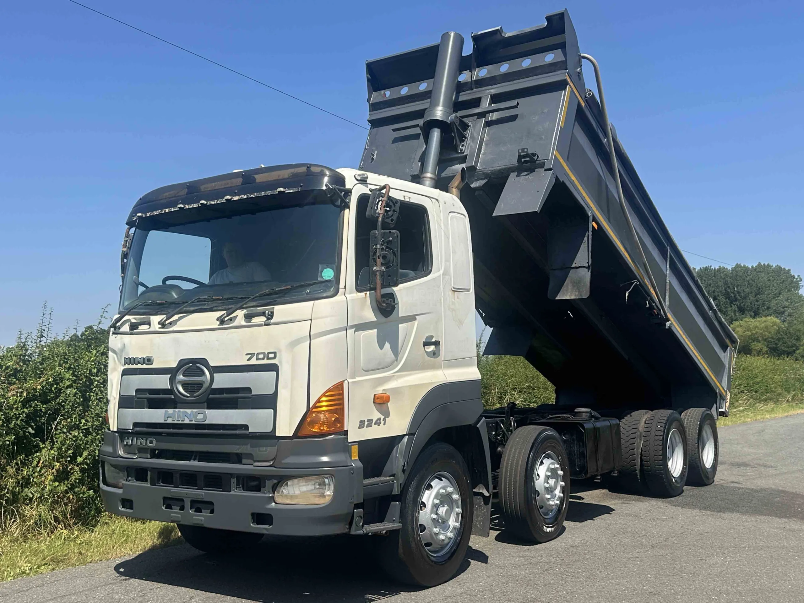 Hino FY700 3241 8 X 4 Steel Tipper - LK13BXY