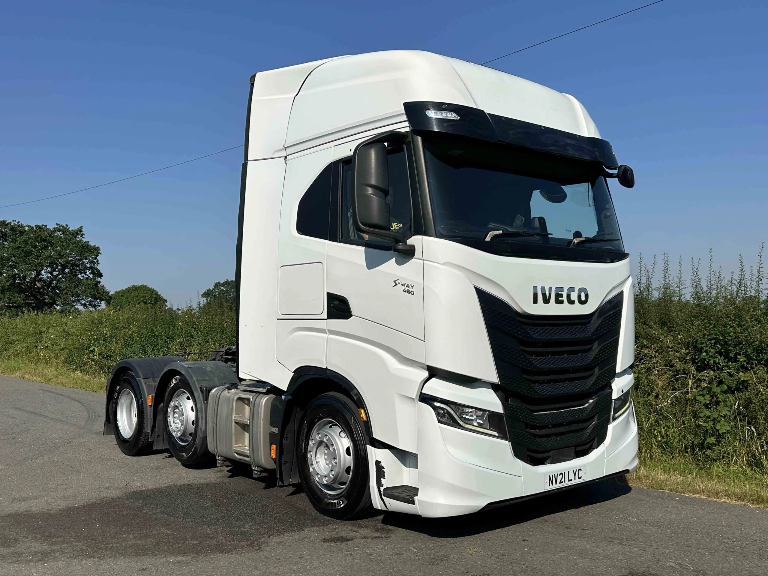 Iveco S-Way 460 6 X 2 Tractor Unit - Euro 6 - NV21LYC