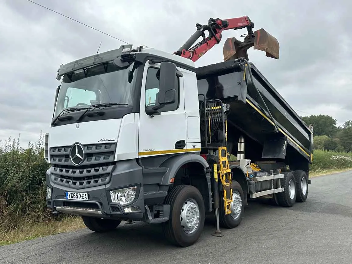 Mercedes Arocs 3240 8 X 4 Tipper Grab - Euro 6 - YG65XEA