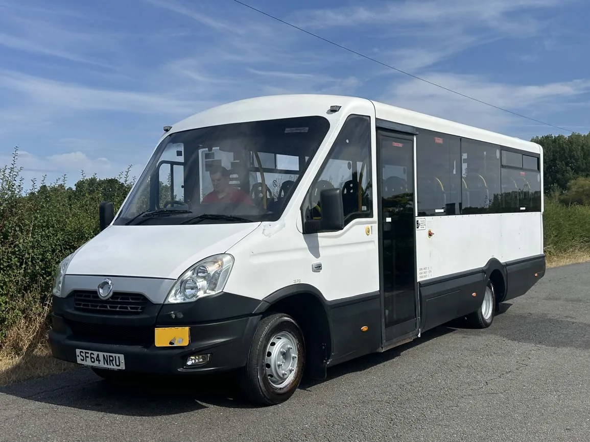 Iris Daily 70-170 4 X 2 Minibus - Very Low Milage - SF64NRU
