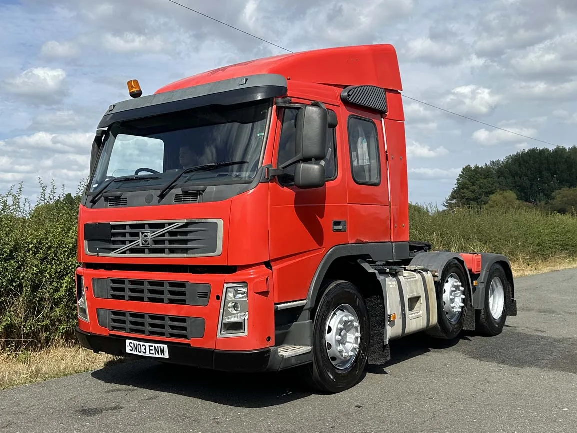 Volvo FM12 6 X 2 Tractor Unit - Sleeper Cabin & Euro 3 - SN03ENW