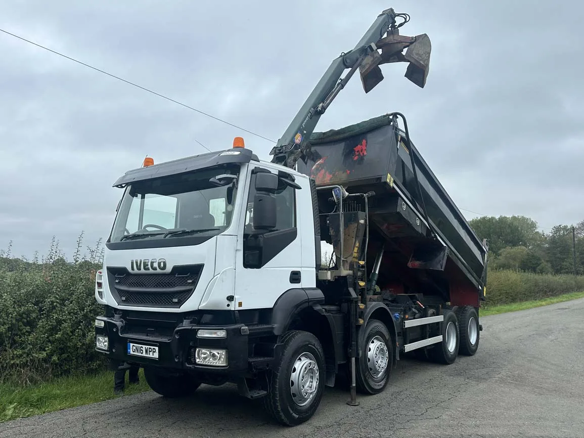 Iveco Trakker 340 8 X 4 Tipper with Grab - Euro 6 - GN16WPP